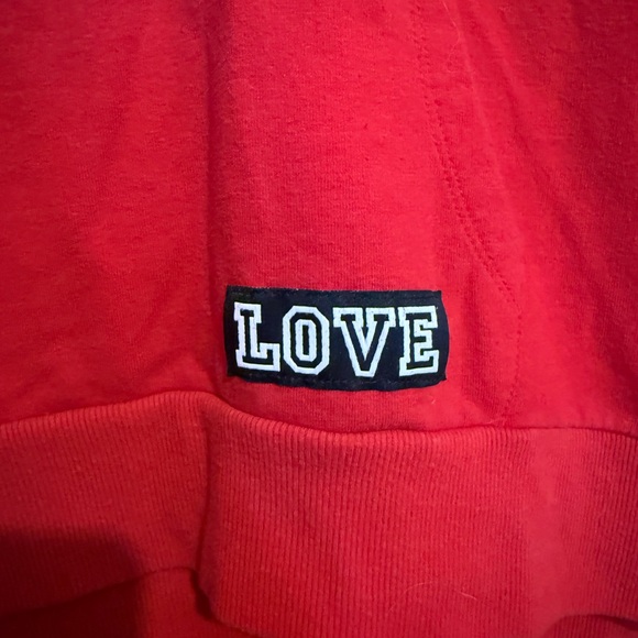 Women’s Red 1/4 Zip Pullover w/ Side Slits - Picture 5 of 6